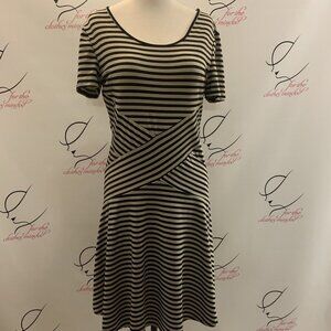 Kim Rogers Petite. Size PS. Stretch Knee Length Stripe Dress. B26